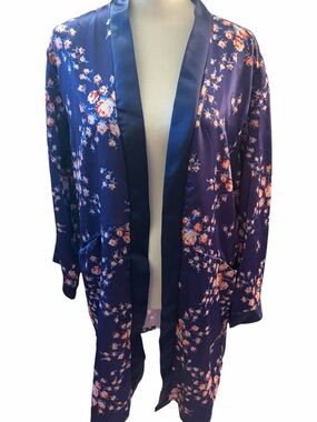 Morgan Lane for Fab Fit Fun Satin Robe Size S/M Navy Blue Rose